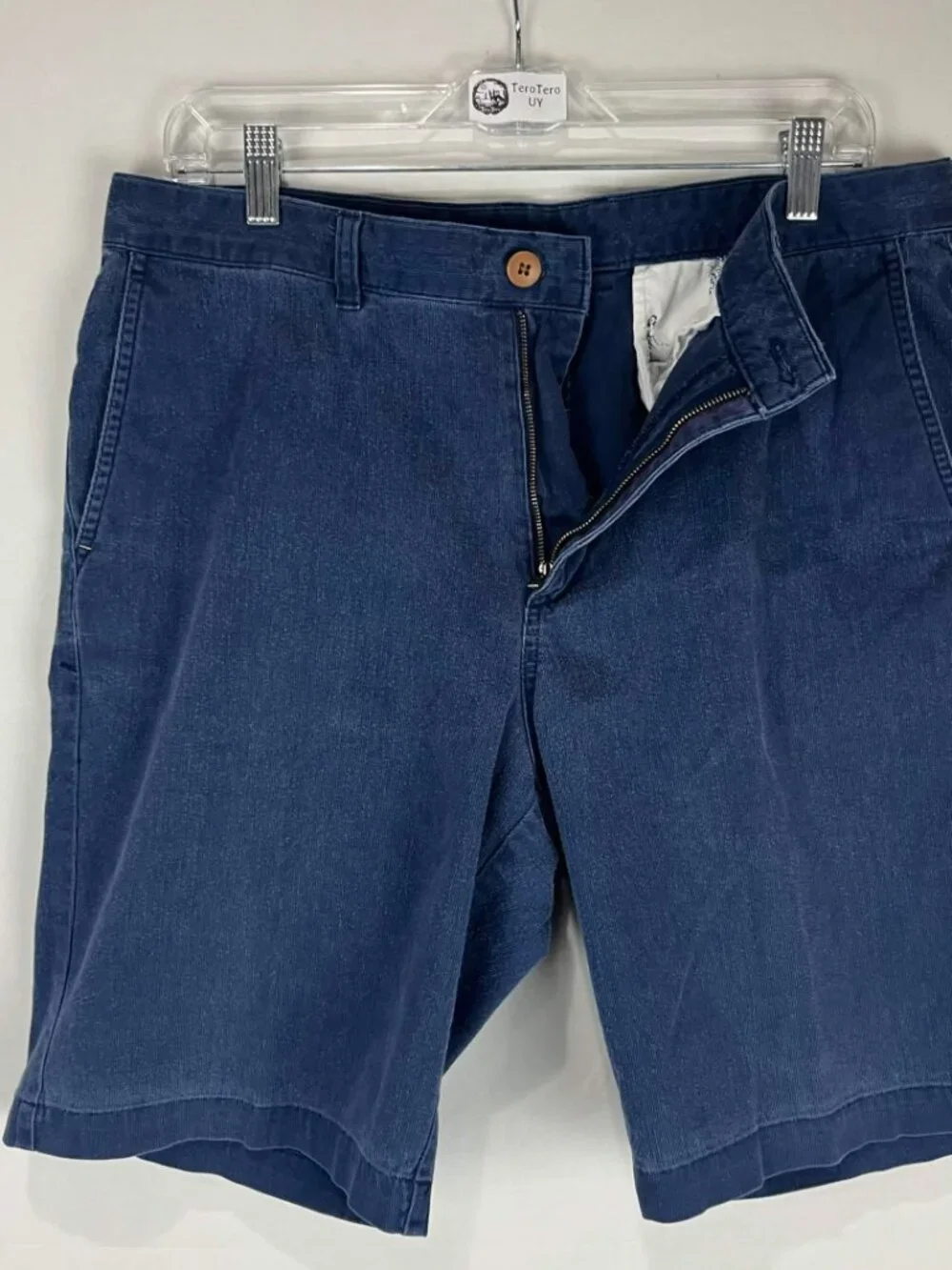 GUC Tommy Bahama Chino Shorts Mens Blue Flat Front Stretch Fine Casual Sz 34